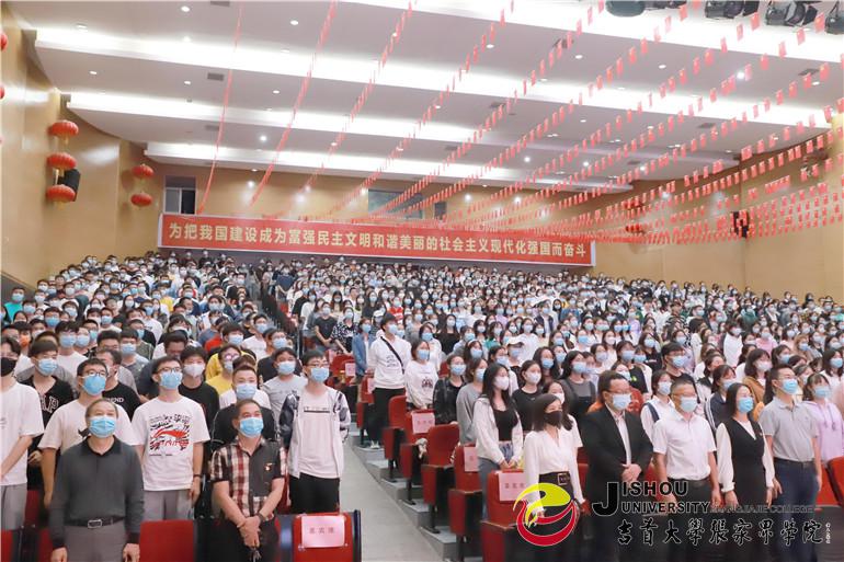 吴柯纬14_副本.jpg