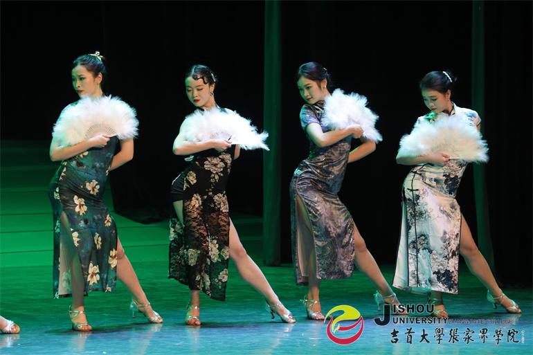 李丽飞 (164).jpg